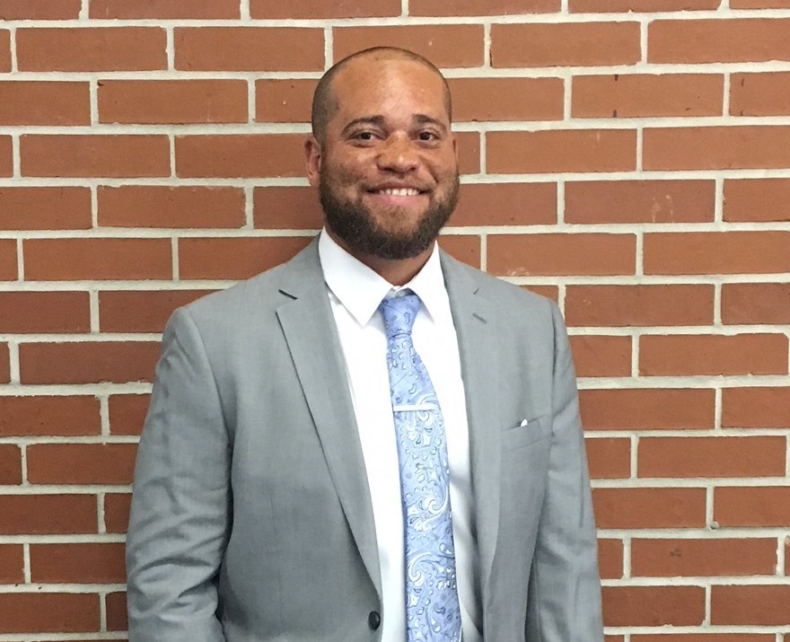 Delta Principal Lamar Thomas